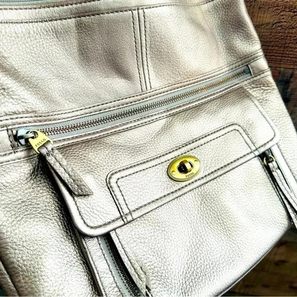 Fossil Leather Metallic Crossbody Bag - Picture 6 of 12